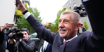 Czech Populist Babis Wins Big, Plans Talks with Fringe Parties