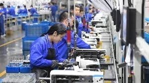 China’s Manufacturing Contracts for Sixth Month